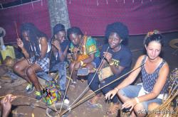 布隆迪大学联合南非金山大学突破疟疾防控技术 新型蚊帐防护率提升 60%