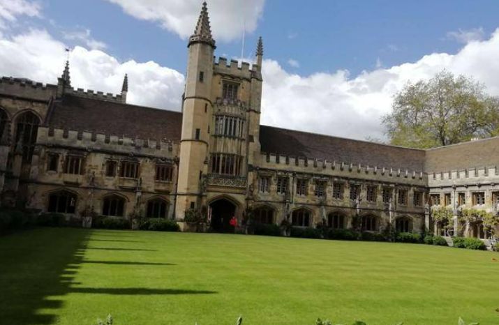 英国牛津大学开设元宇宙伦理专业 培养数字空间治理人才