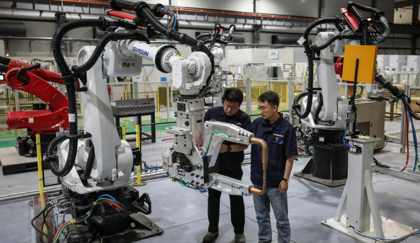 中国浙江大学开设智慧农业装备专业 机器人种地成新职业